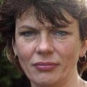 Bradshaw pelted by pro-hunting lobby